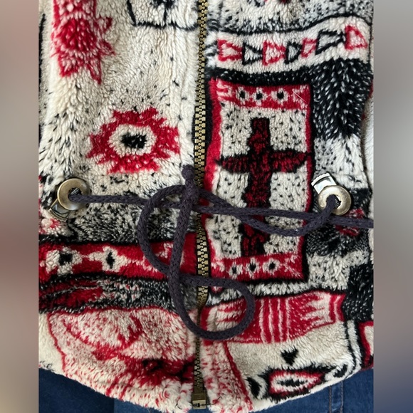 🍋Vintage Northern Lifestyles Zip up faux fur vest 🍋 - Picture 2 of 4